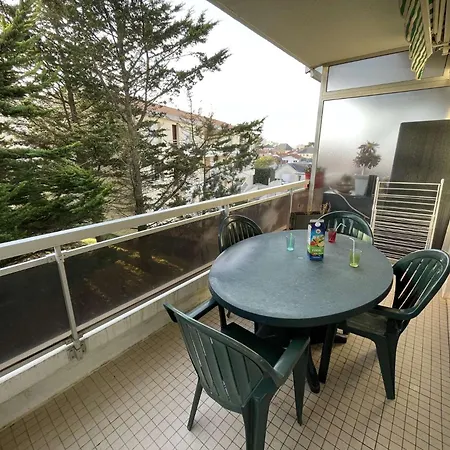 Apartment Sj245-028 - Studio-mezz 4 A 5 Couchages Jean De Monts *