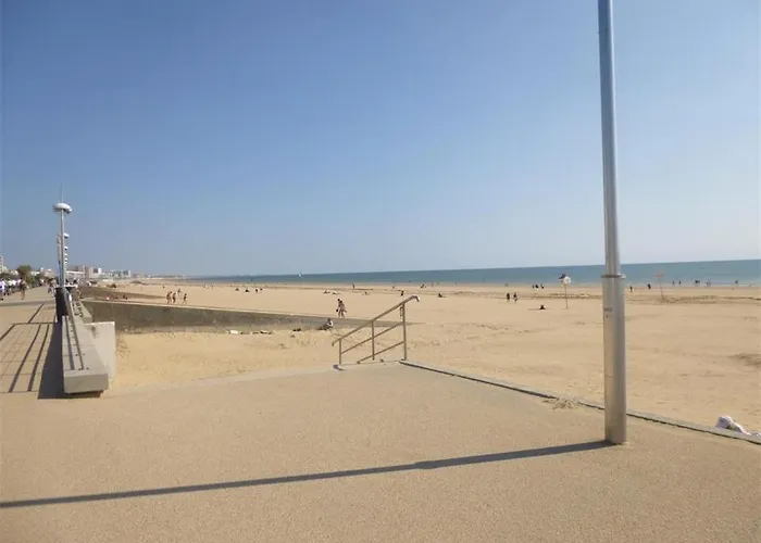 Apartment Sj245-028 - Studio-mezz 4 A 5 Couchages Jean De Monts *